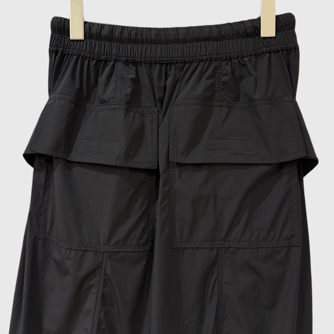 Dark Style Shorts with Multiple Pockets High Street Solid Color Drawstring Versatile Black Cargo Pants