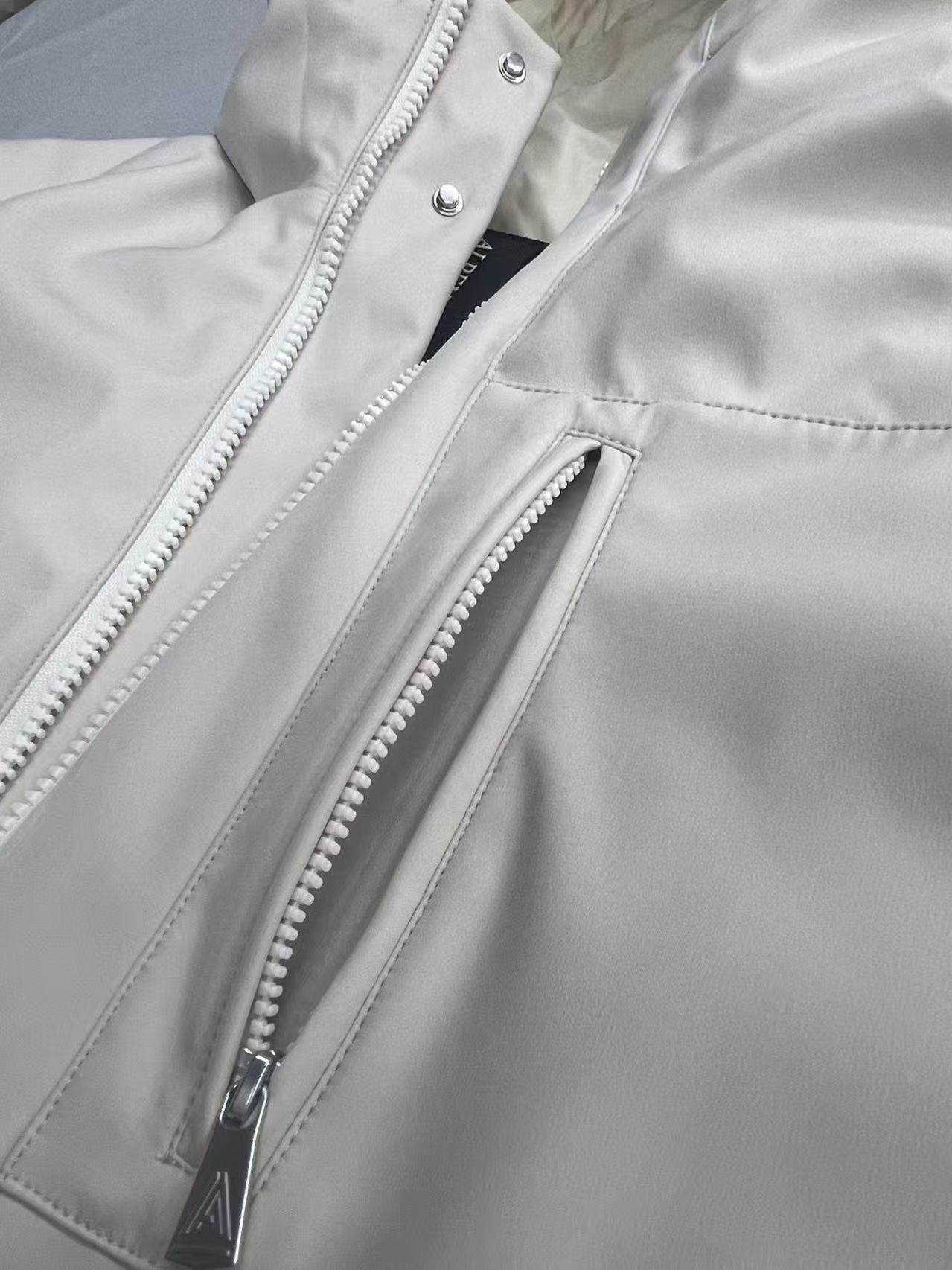 Product Detail Image 1