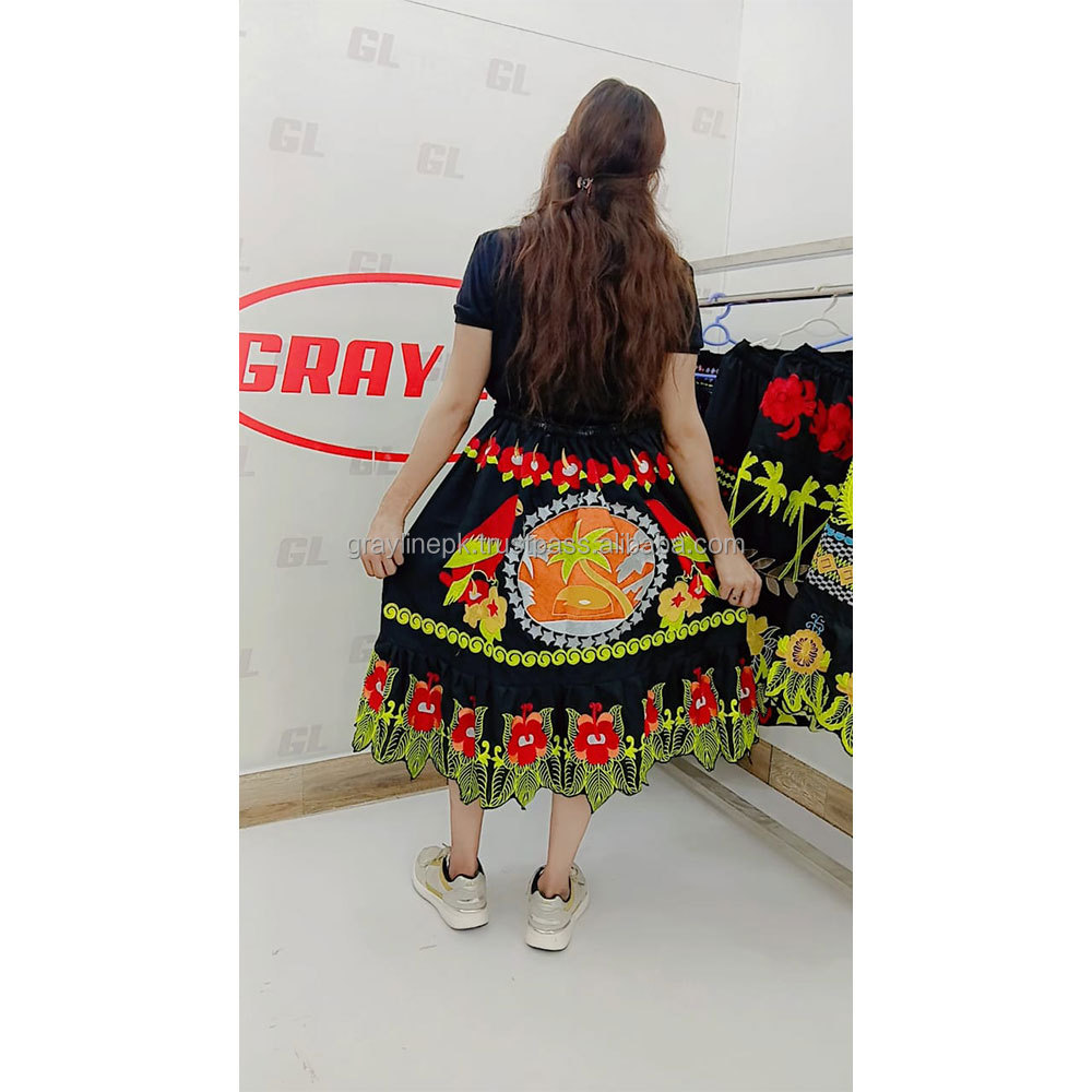 Women Skirt Image 3