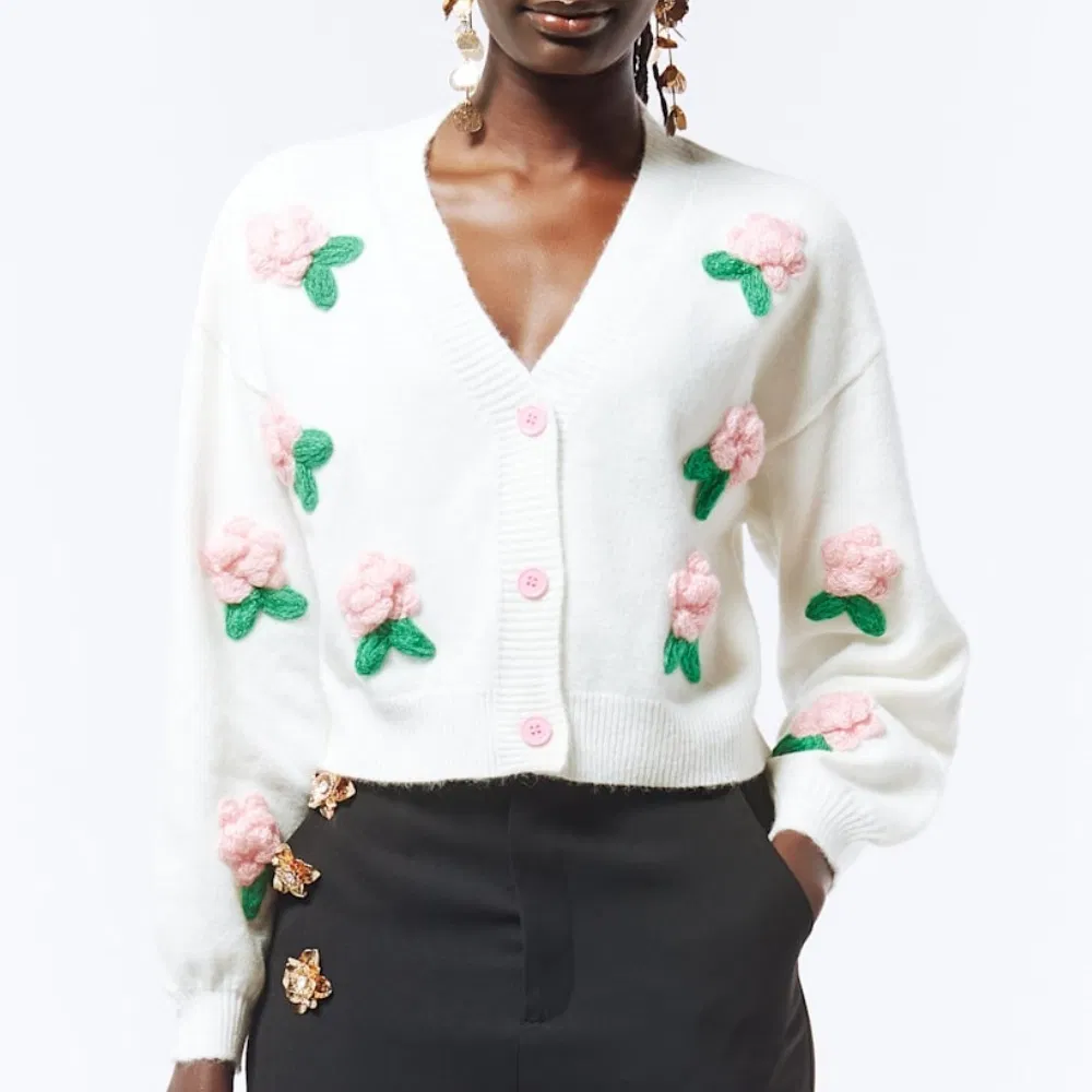 Elegant White Floral Embroidery Knit Cardigan Sweater for Women - Embroidery Detail