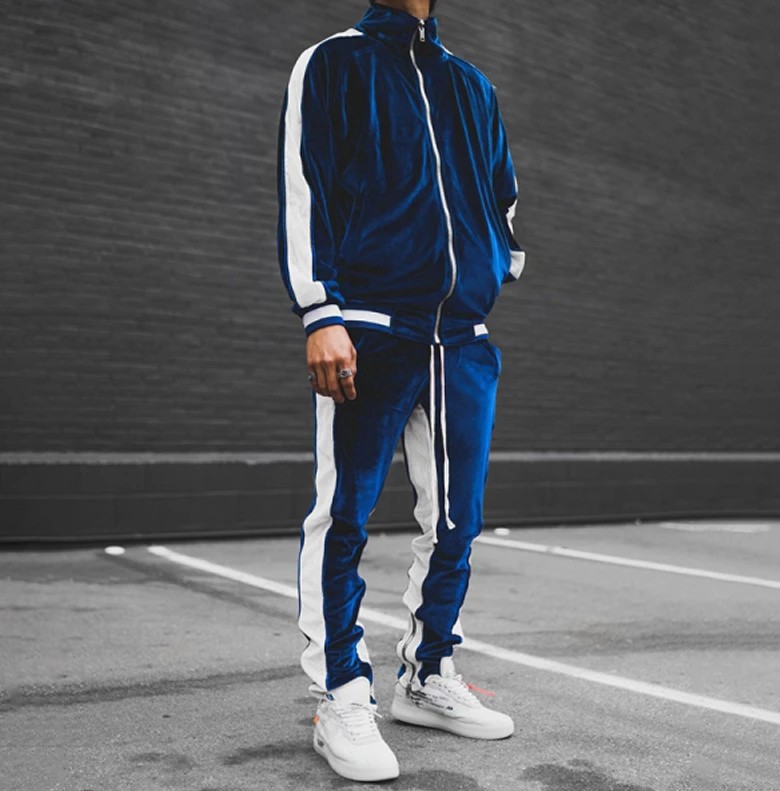 Men sportswear velour tracksuit - Details view