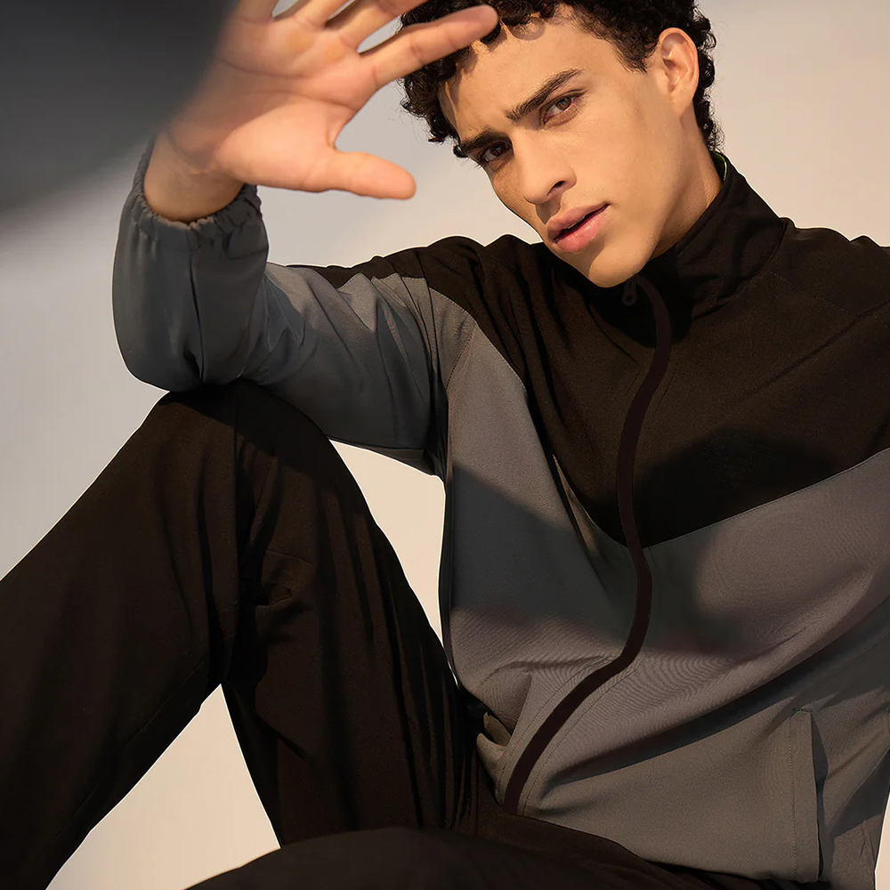 Custom Logo Winter Men's Sportswear Two-Piece Tracksuit Set with Zip Jacket and Jogging Pants-Spandex/Polyester Material