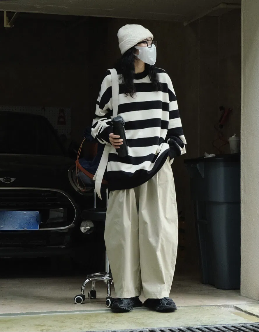 Oversized Hoodie Product Showcase 9