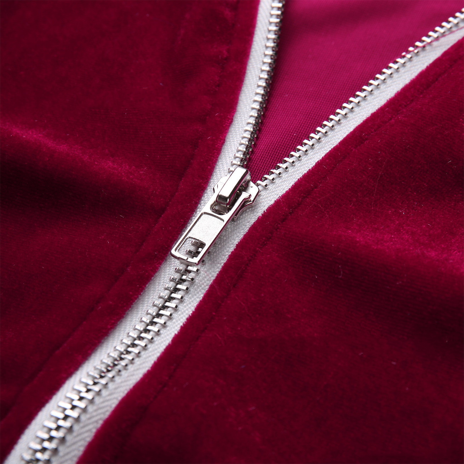 Velour tracksuit fabrication detail