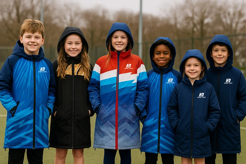 For Custom Full-Length Swim Parkas Teams Waterproof Warm-Up Jackets Zippered Closure Stand Front Coated Finish OEM Supply