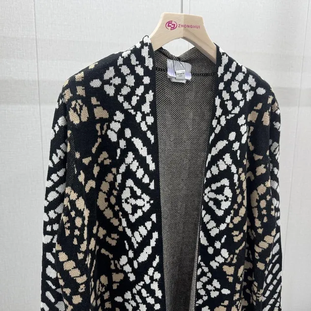 Women's Geometric Figure Design Knit Cardigan Coat Sweater