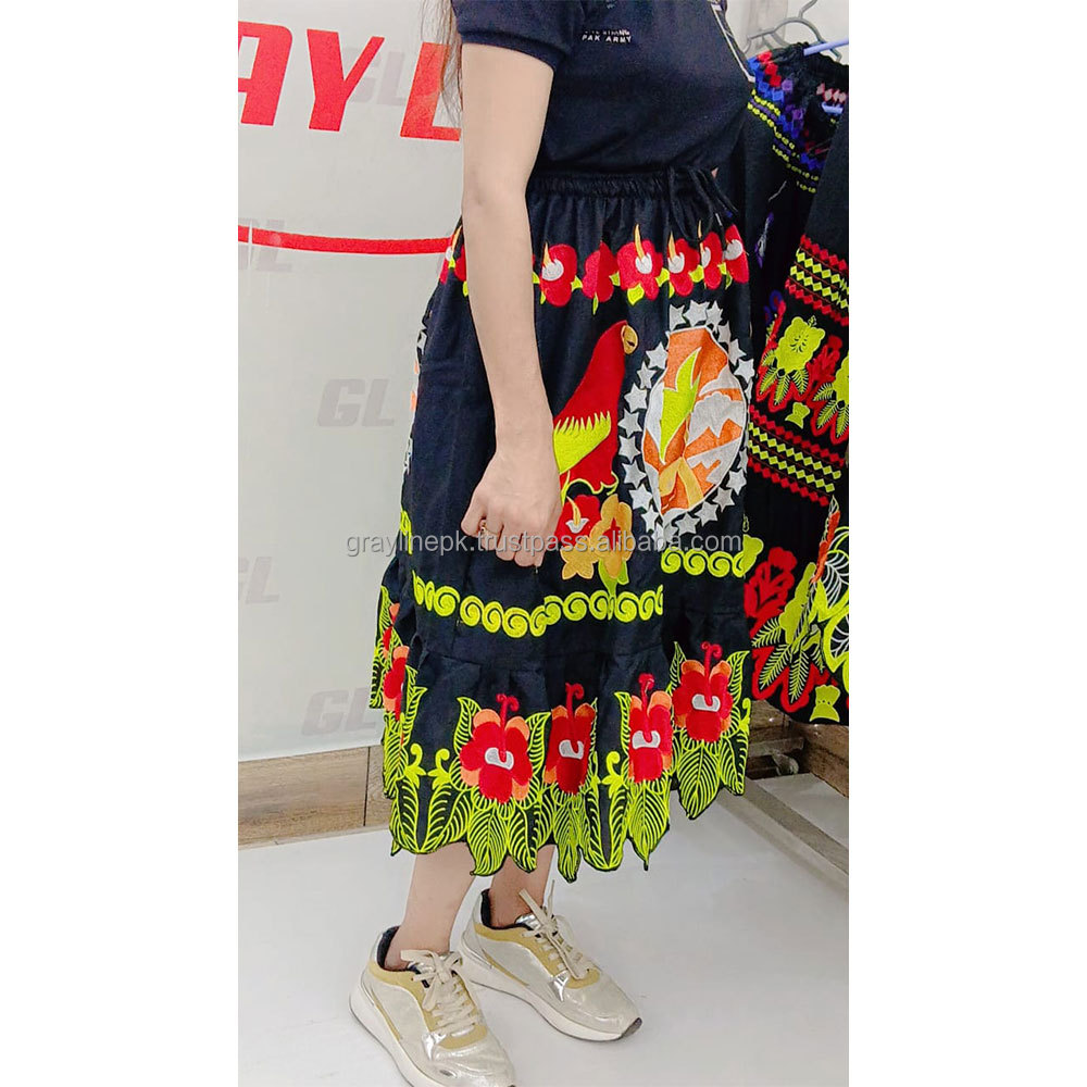 Women Skirt Image 4