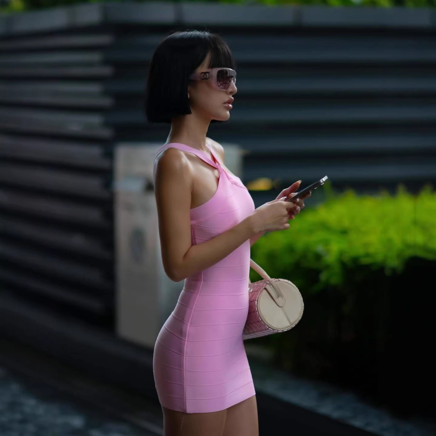 SB3809 Kimshein Fashion Summer Pink Halter Neck Backless Empire Short Bodycon Dress Parties Show Cocktail Party Dress