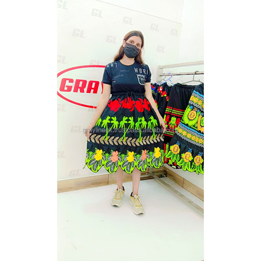 Women Skirt Image 9