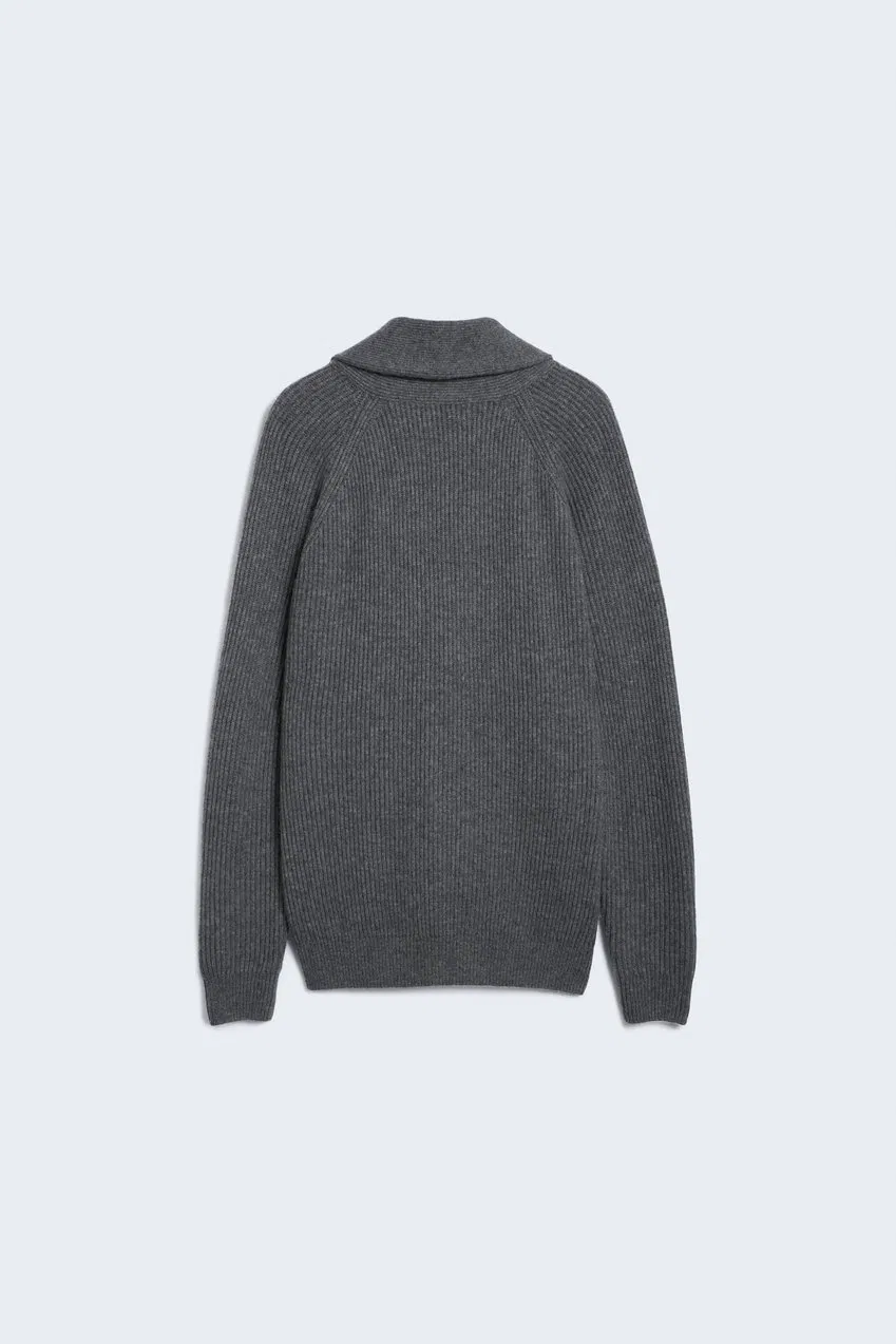 Wholesale Customized Men Luxury Wool Knitted Sweater Buttoned Cardigan Coat Male Knitted Sweater Coat with Wide Collar