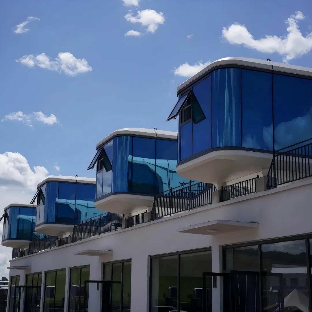 تصميم فريد كبسولة فضائية هيكل فولاذي إقامة منزلية 2 غرفة فندقية للتخييم 40FT منزل Modular