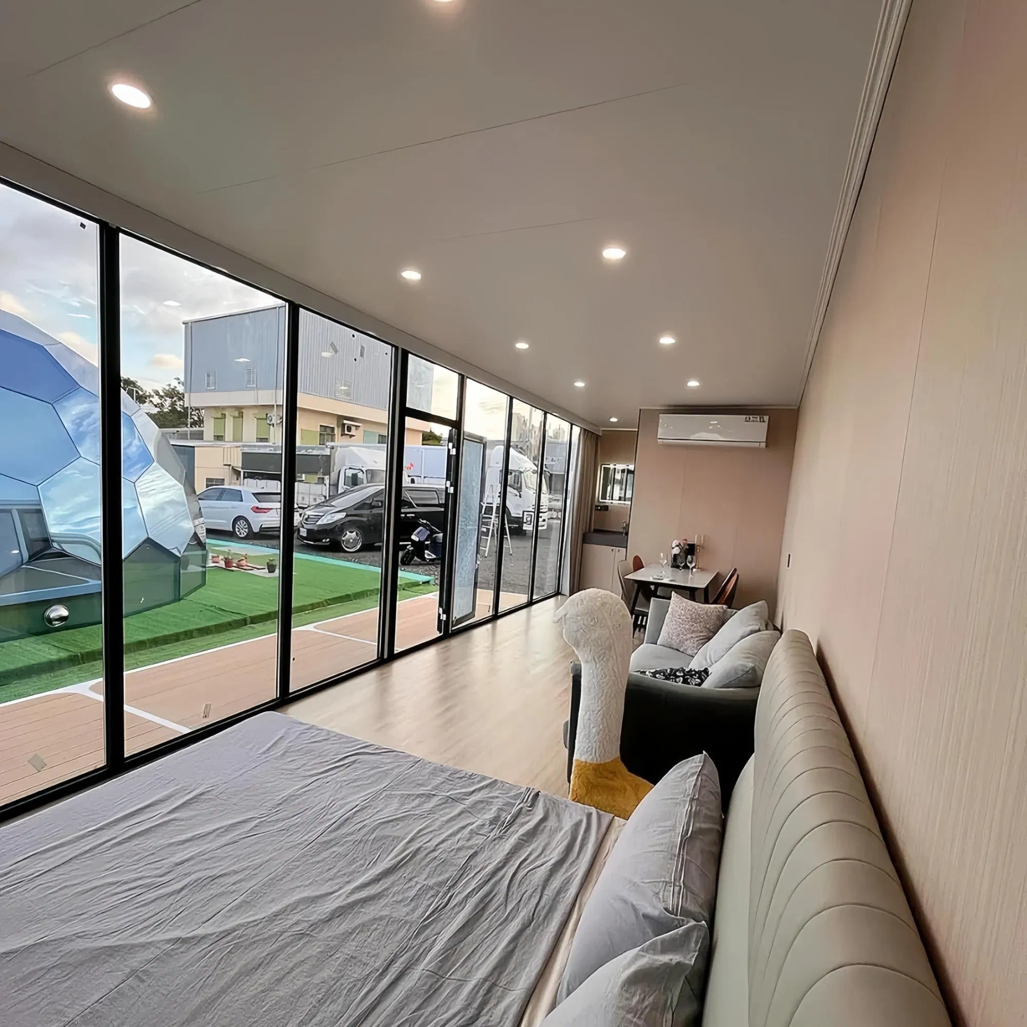 Furnished Portable Office Tiny Smart Modular Apple Cabin Pod House Premade Mobile Capsule Prefabricated Mountain Home