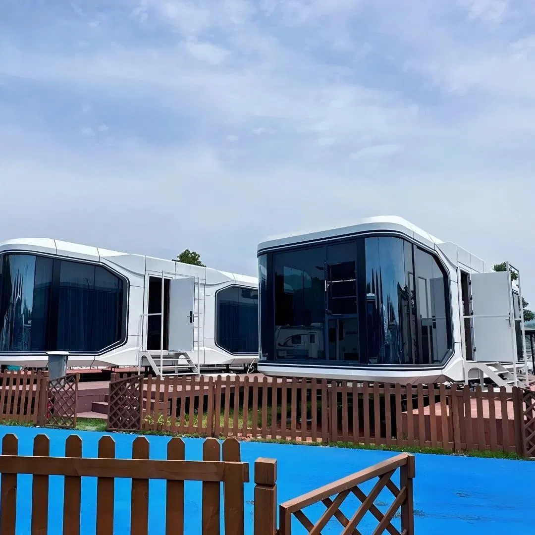 تصميم فريد كبسولة فضائية هيكل فولاذي إقامة منزلية 2 غرفة فندقية للتخييم 40FT منزل Modular