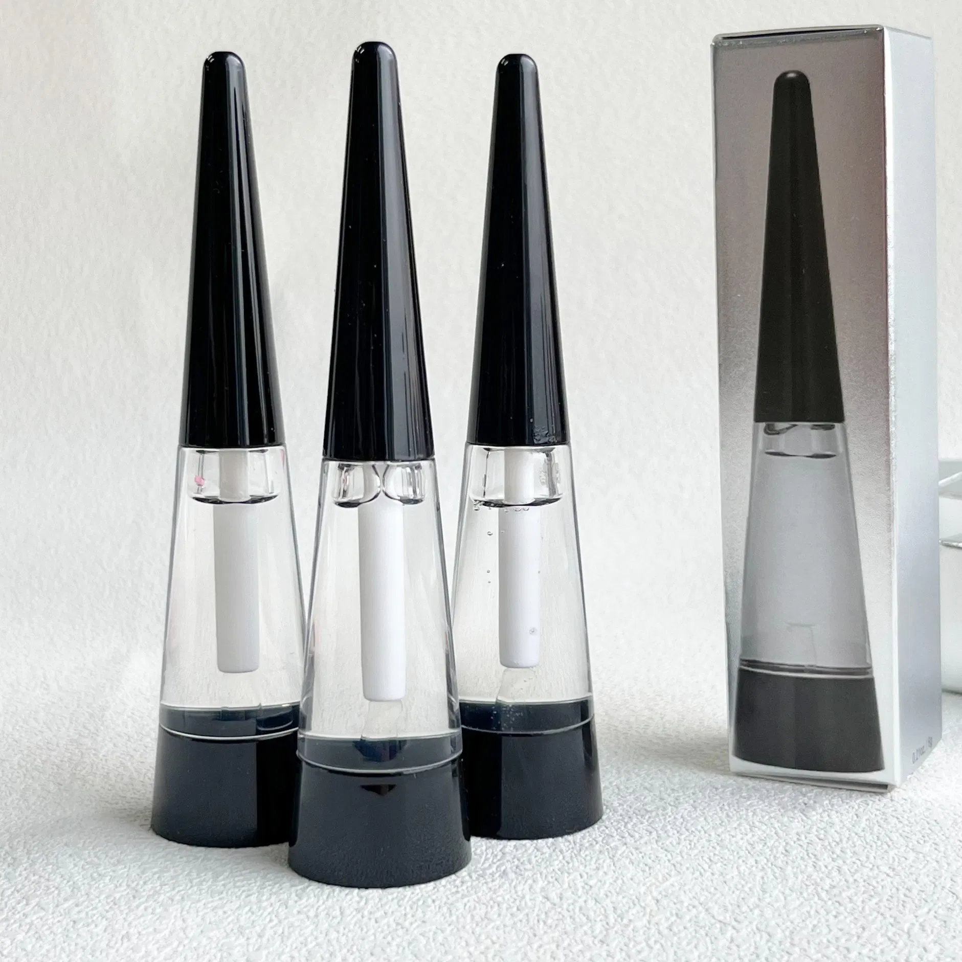 Private Label Vegan Hyaluronic Acid Iridescent Finish Long-Lasting Strong Sting Lip Plumper Gloss with ODM Service