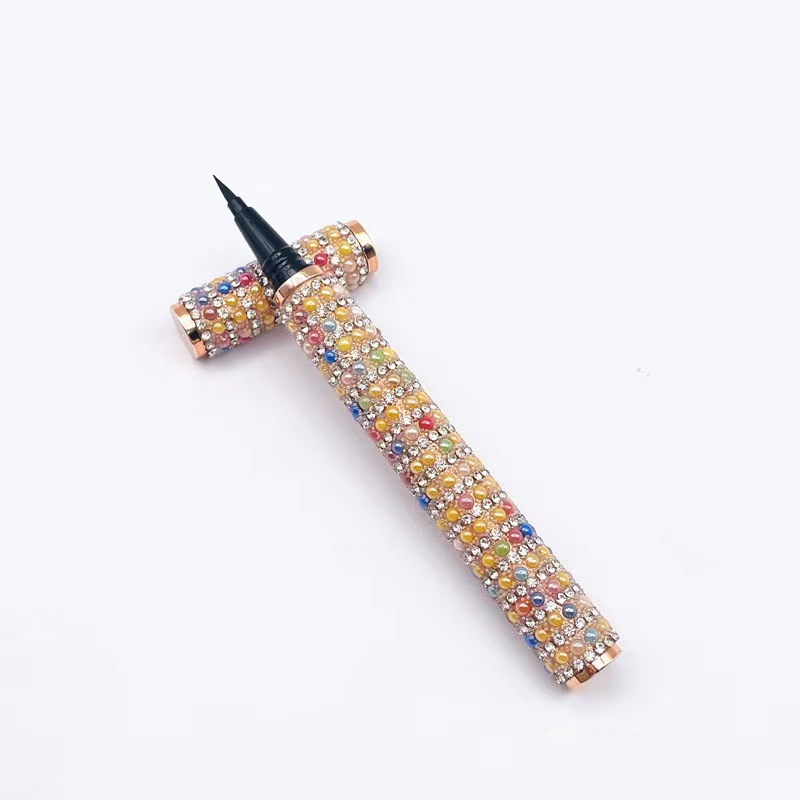 Wholesale Vegan Matte Black Color Waterproof Eye Pencil Luxury Diamond Eyeliner Pencil Private Label