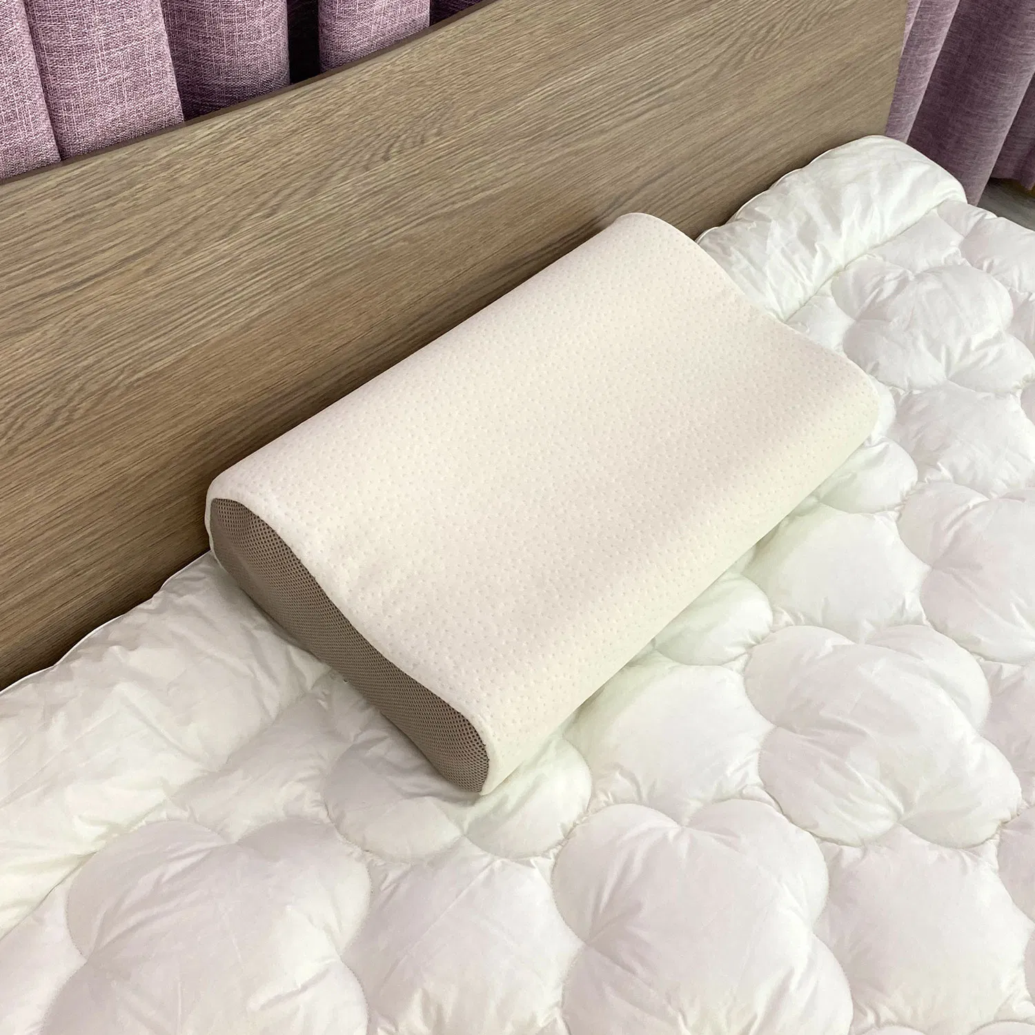 Factory Luxury Ergonomics Hotel Breathable White Contour Memory Foam Pillow with Velvet Cover
