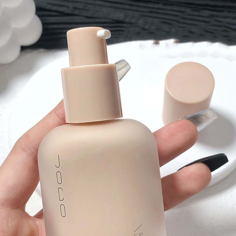 Oil-Control and Waterproof Brightening Moisturizing BB Cream Liquid Foundation Concealer with Oil Control Moisturizing Benefits