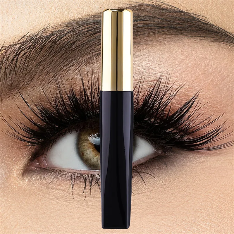 Mascara product showcase 1