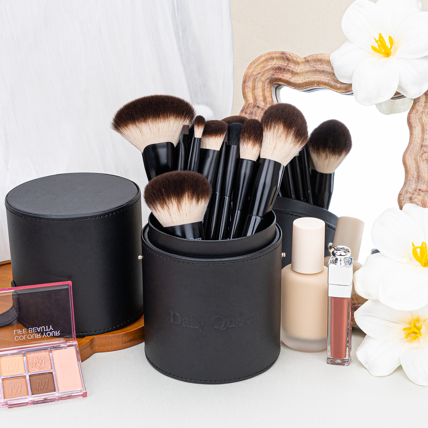 Daily Queen NYX New Top Quality 25pcs Black Vegan Hair Private Label Foundation Eye Shadow Eyebrow Brush Set Dense Bristles