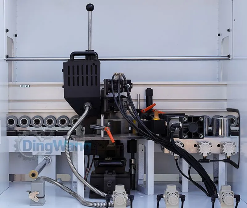 Professional Cabinet Edge Sealing Machine with Pre-Milling Feature Efficient Contour Tracking Machine for Seamless Edge Sealing Woodworking Edge Bandermachinery