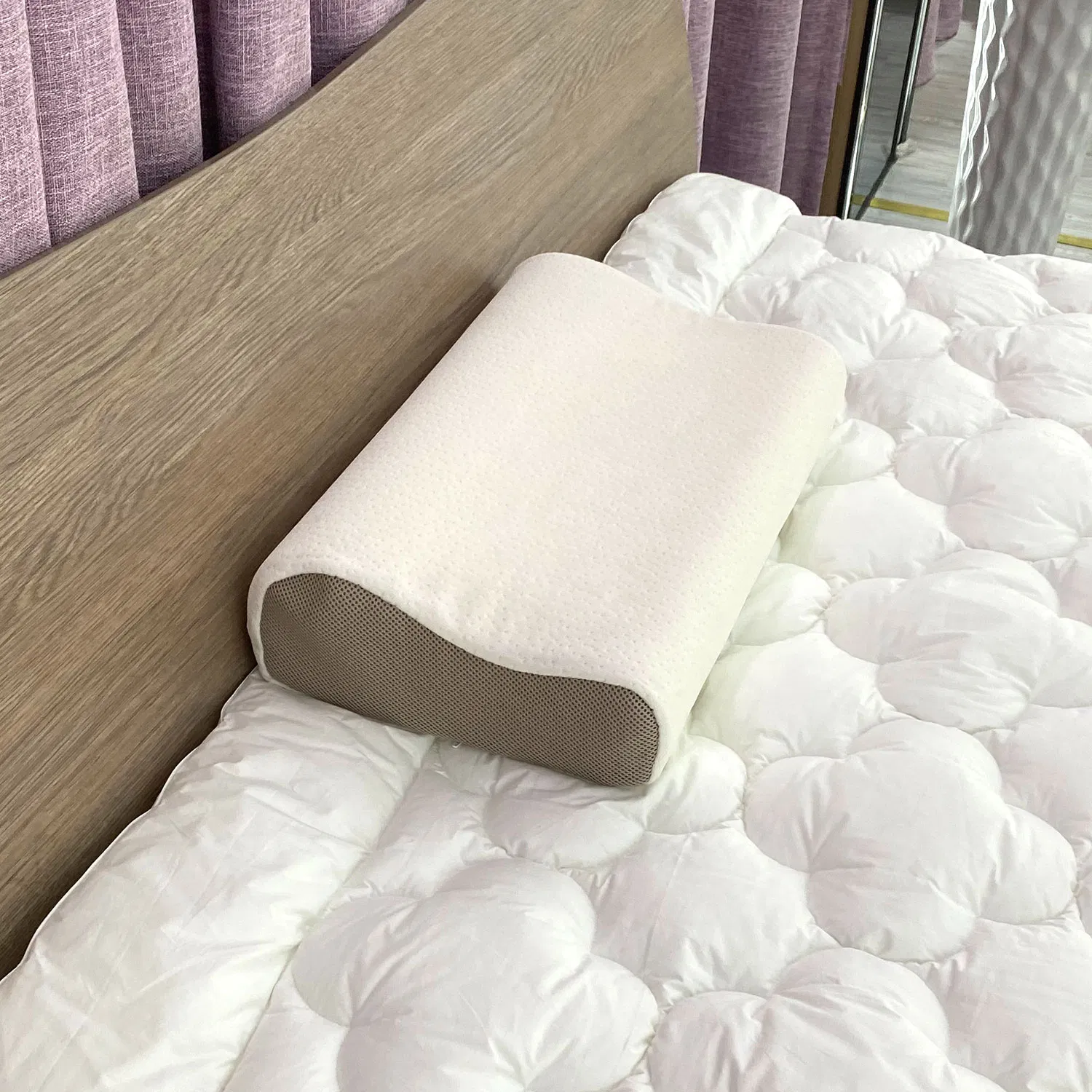 Factory Luxury Ergonomics Hotel Breathable White Contour Memory Foam Pillow with Velvet Cover