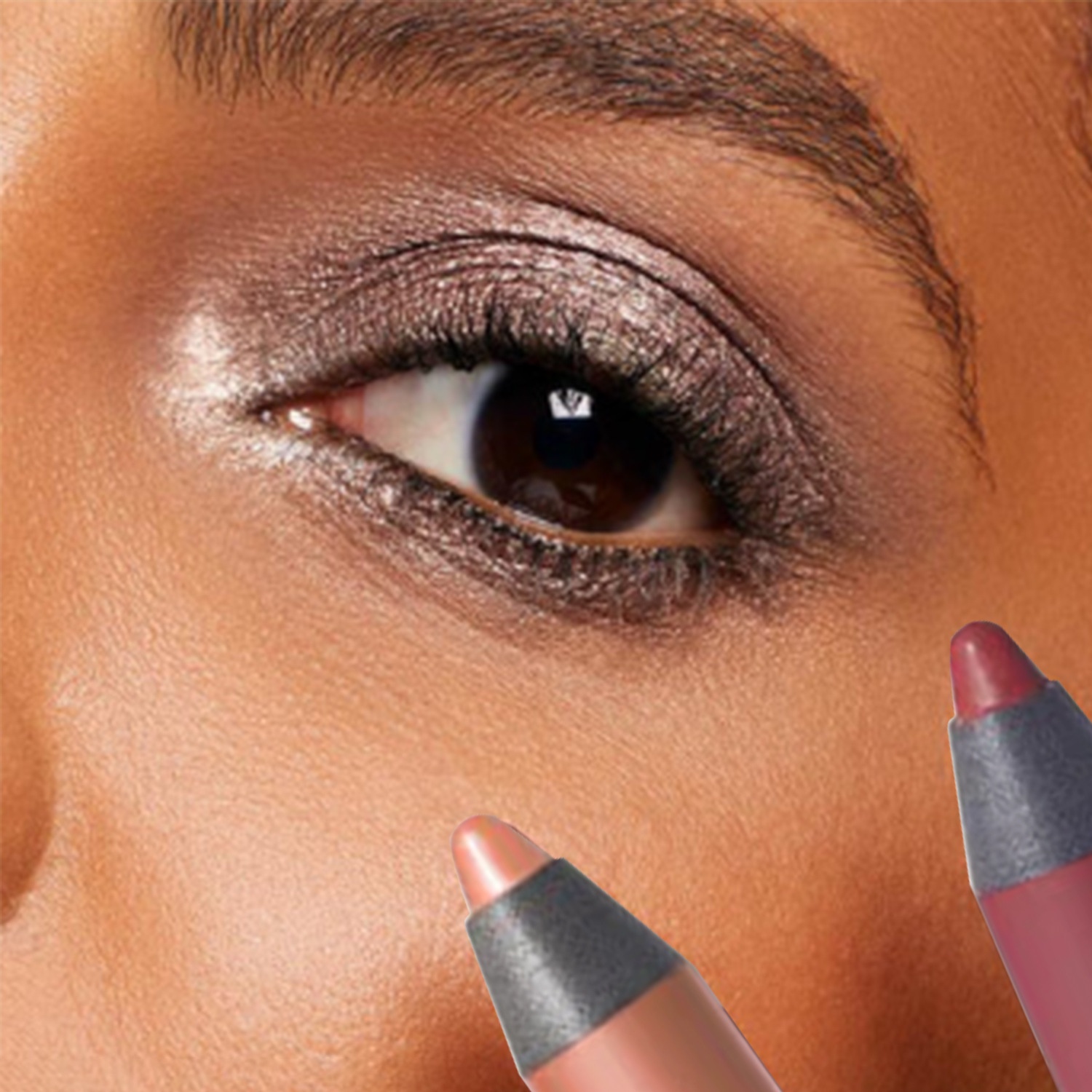 OEM 2-in-1 Pen Eyeliner Model GYY032504 Creates Fashionable Eye Makeup with Silky Smooth Lines and Natural Color