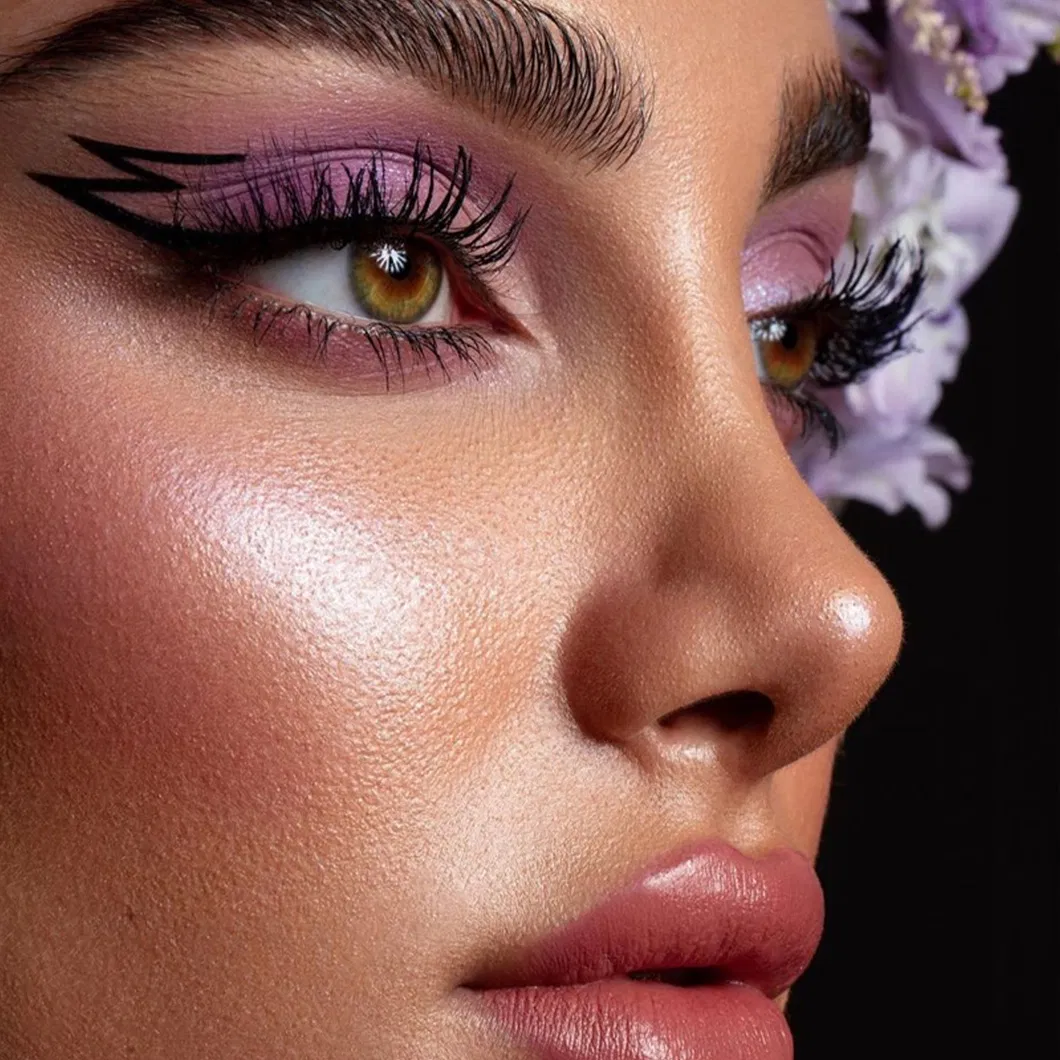 Customized Diamond Cap Black Tube Mascara