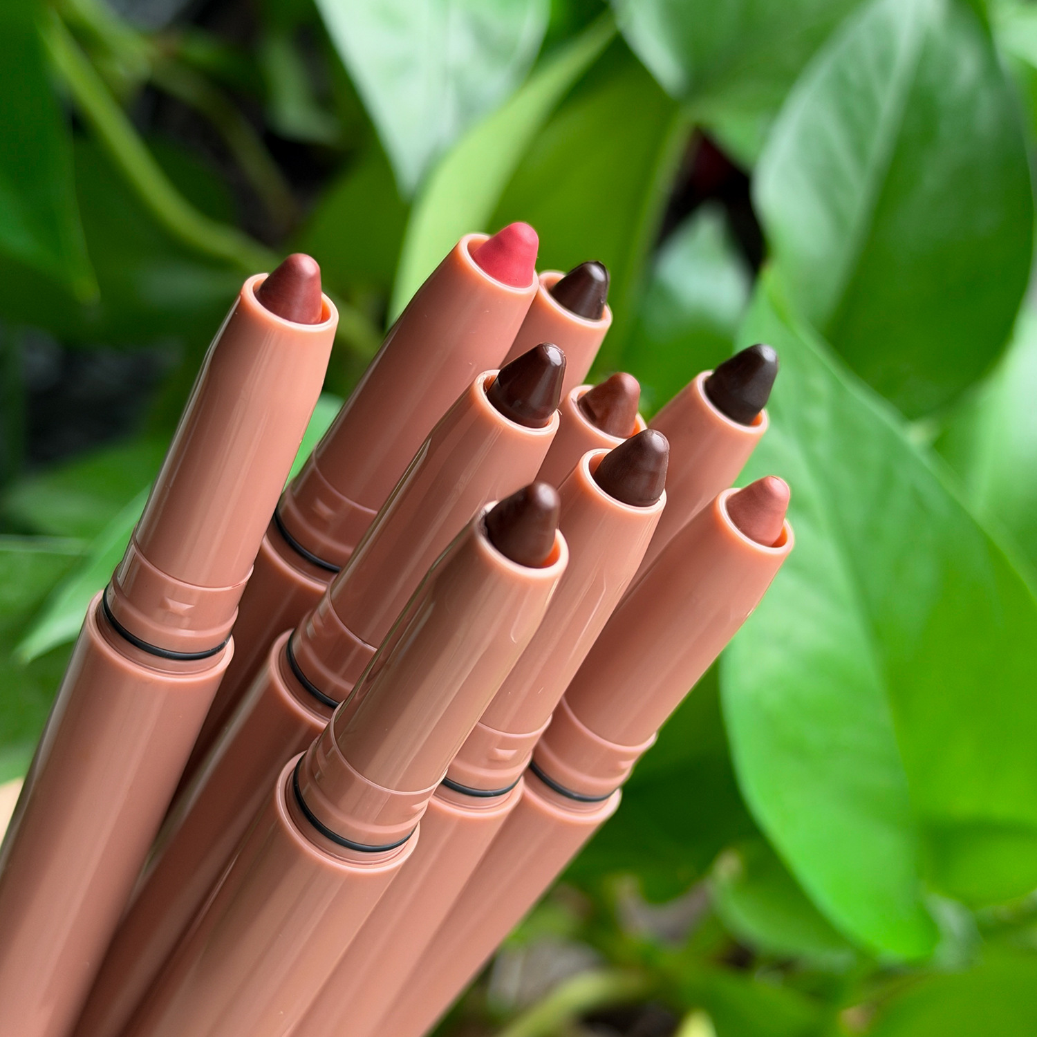 New Developed Lip Liner New Formula Waterproof Long Lasting Vegan Cruelty Free Creamy Matte Wholesale Bulk Order 9 Shades
