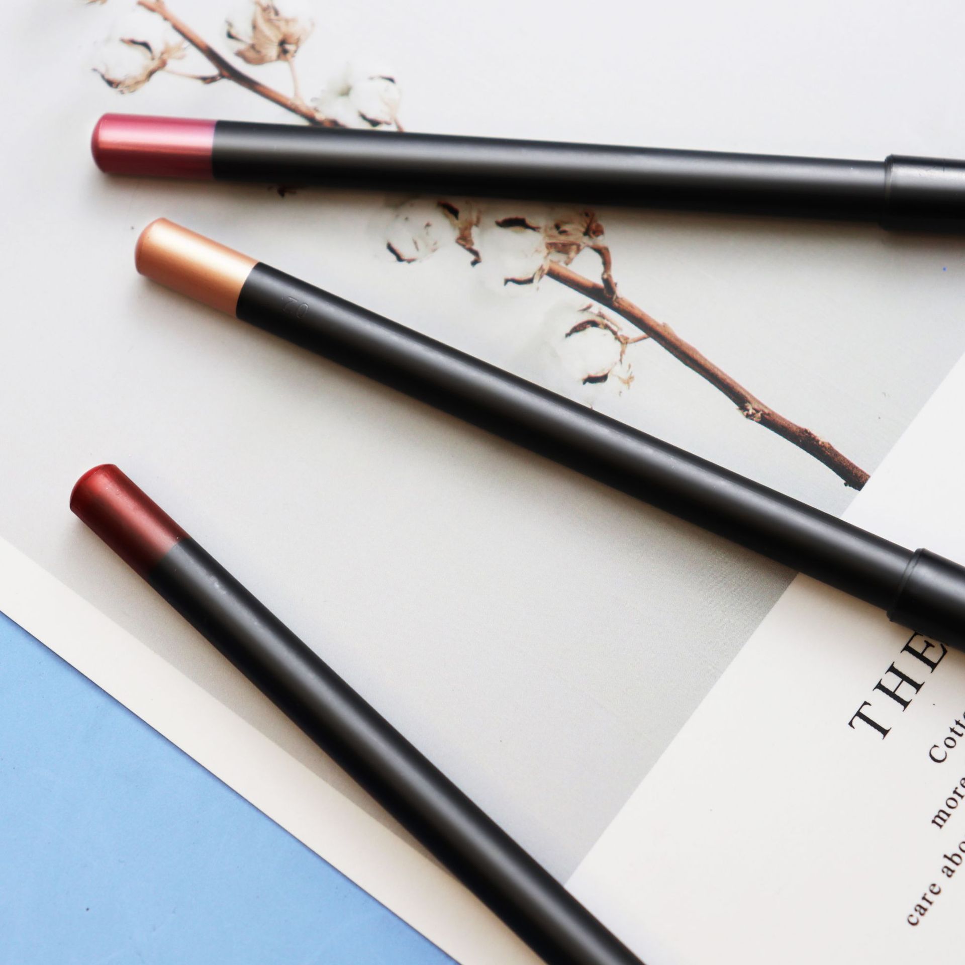 Wholesale Lip Liner 12 Colors Custom Logo Waterproof Not Smudged Lip Liner Pencil Creamy Lipliner