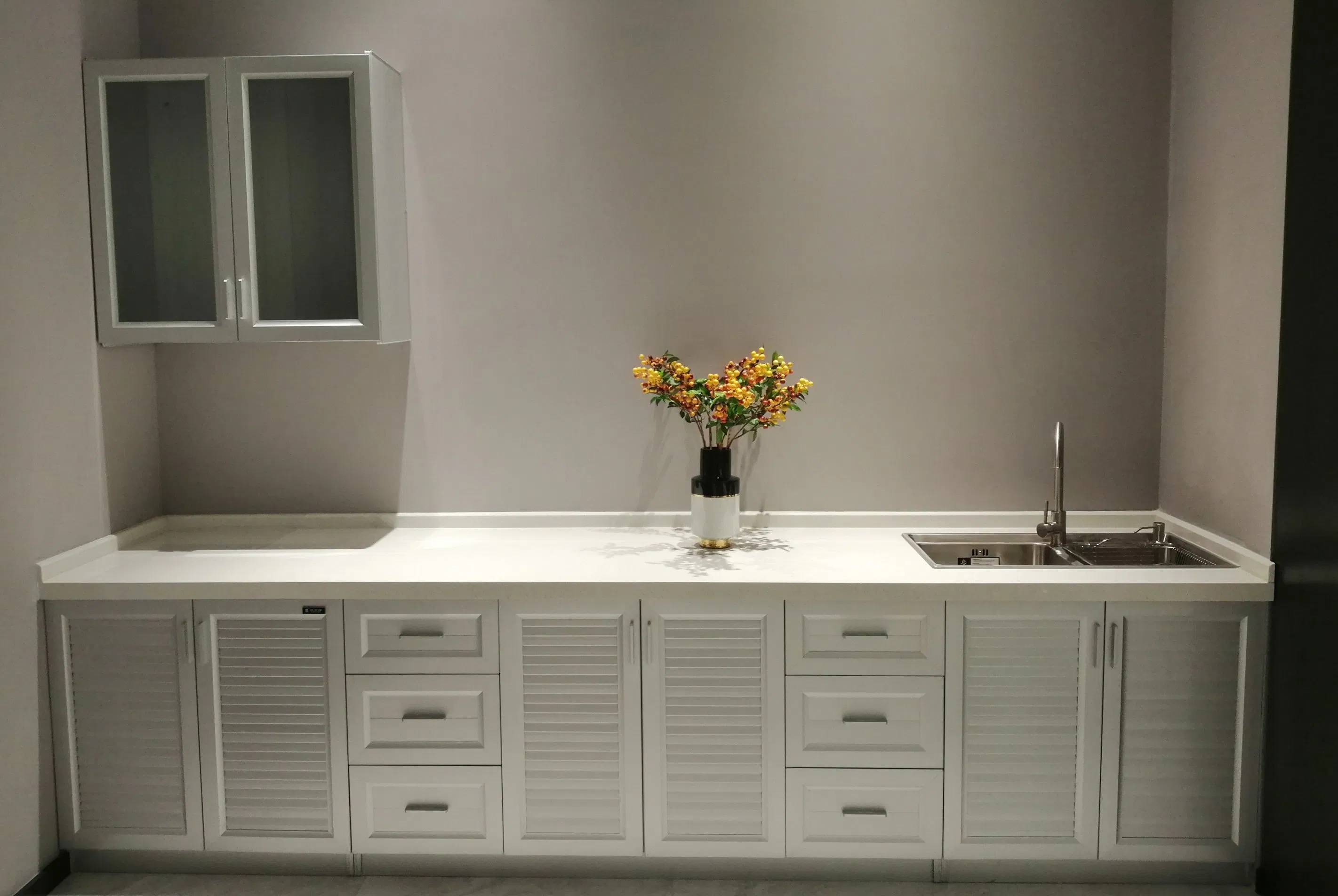 Aluminum Profile for Kitchen 6063 T5 Aluminum Extrusion Furniture Profile