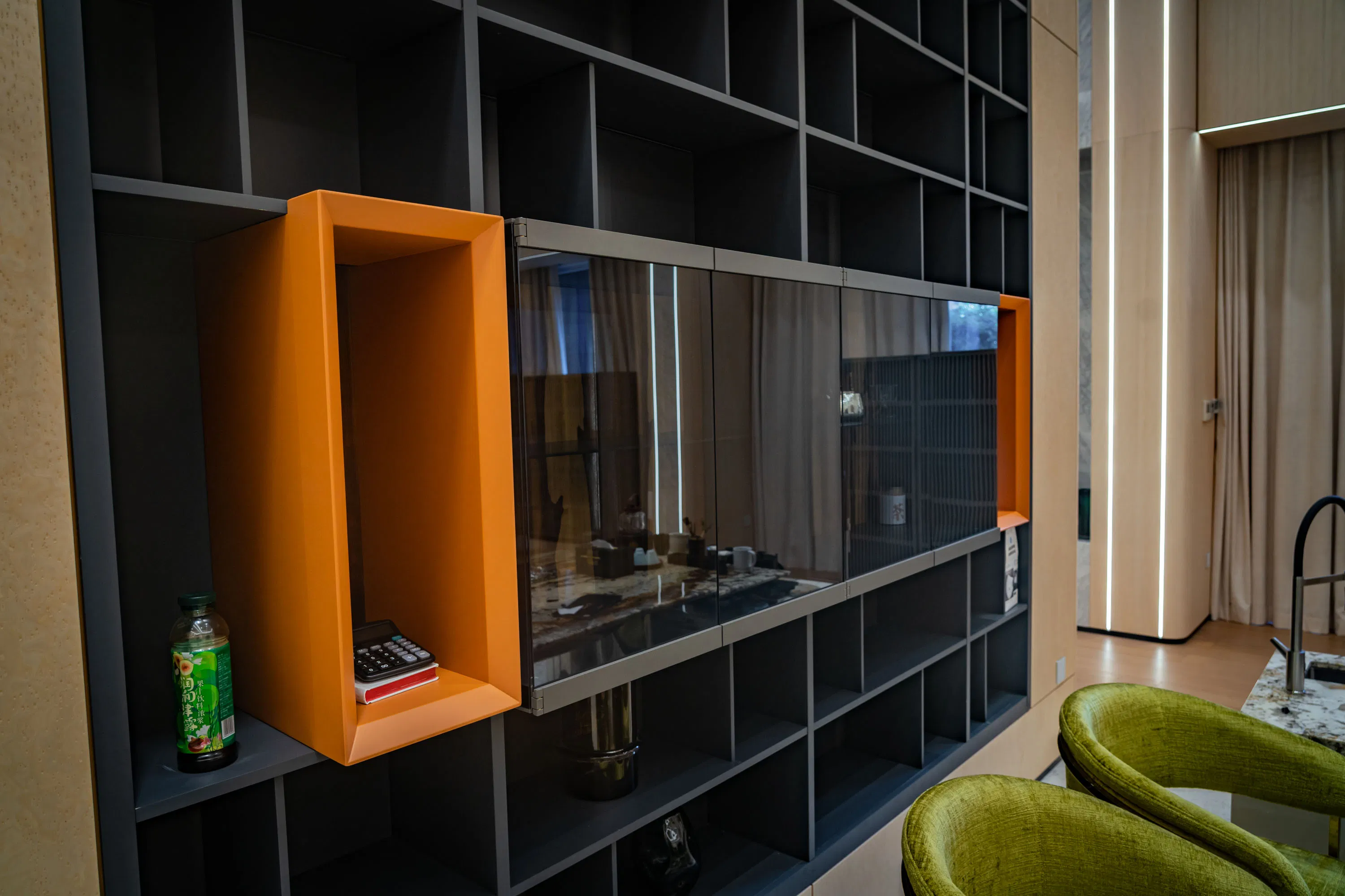 Customized Modern Bedroom Walkin Cabinet Wardrobe Closets Systems Furniture