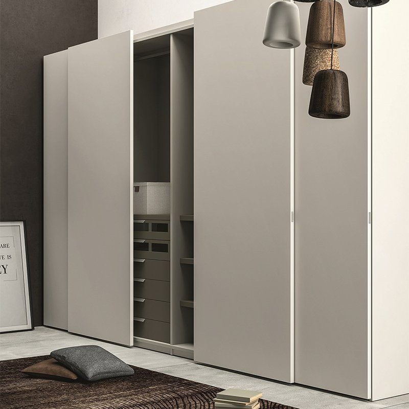 Elegant Oak Closet System Featuring Dtc Hardware for Bedroom Storage