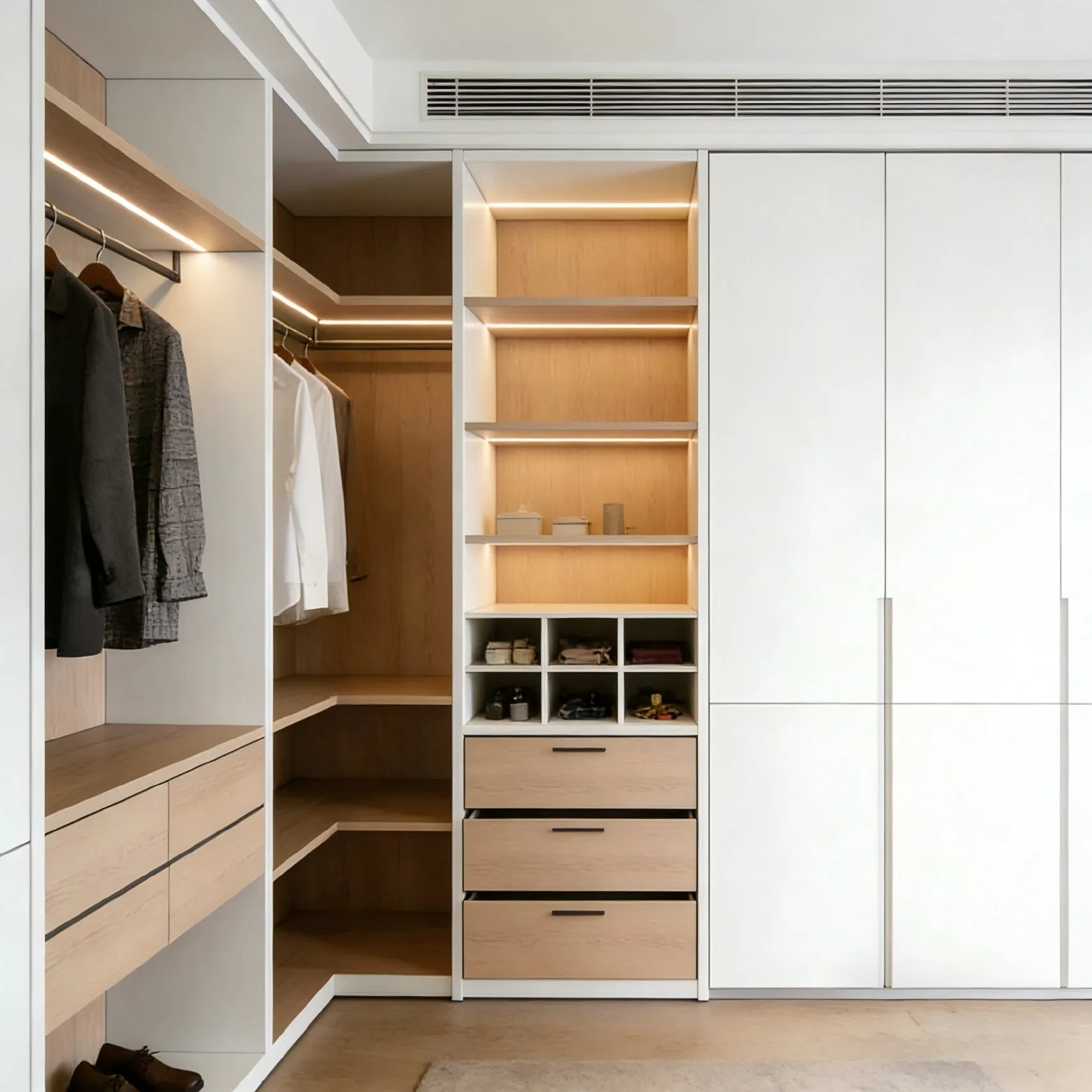 MDF Panel Built-in Wardrobe System with Smooth Surface Treatment