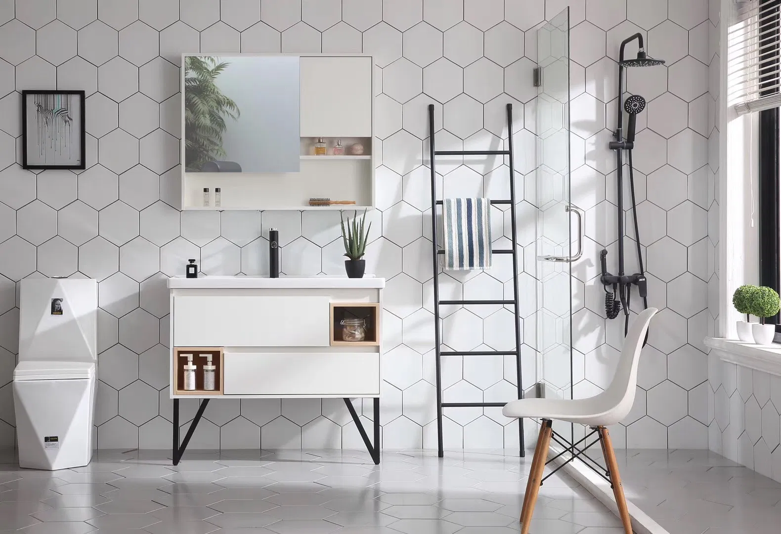 Modern Elegant Bathroom Storage Cabinet for Space-Saving Solutions