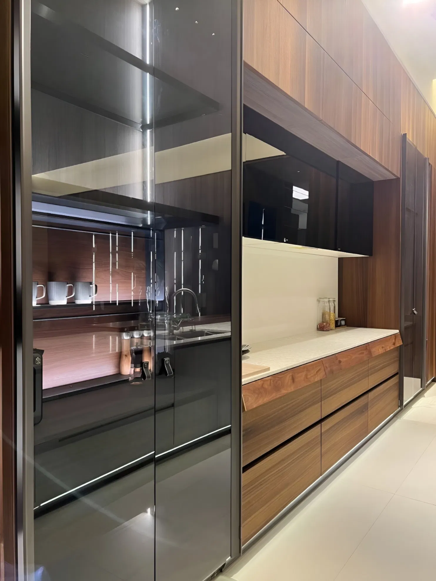 High Gloss Lacquer Modern Design Aluminium Stainless Steel From China Kitchen Wall Cabinet