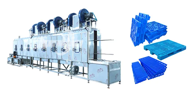 Vertical tray washer