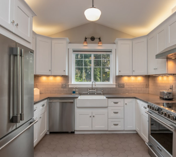 Custom Wooden Kitchen Cabinets American Style Shaped Doors Modular Melamine Cabinets