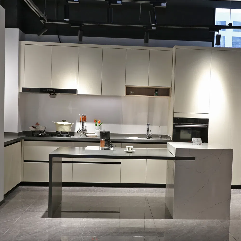 High Gloss Solid Wood Kitchen Design Cabinets Set Furniture Custom Rta Modern PVC Glossy Modular Kitchen Cabinet