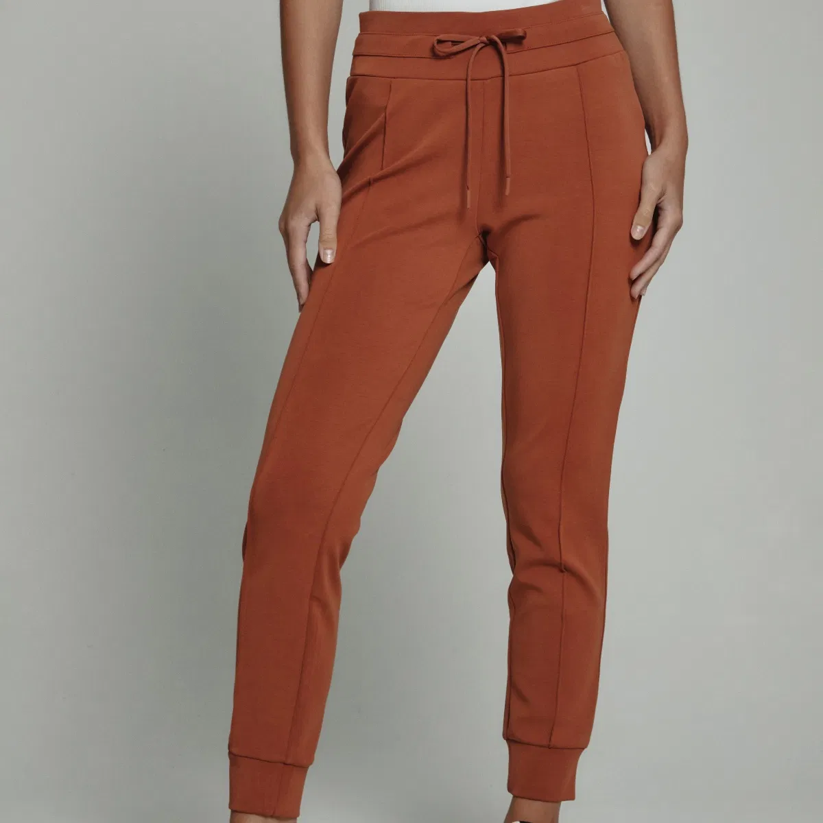 Calças de moletom femininas rusticas premium de malha, cintura alta, com bolsos traseiros e cordão, roupa de lazer