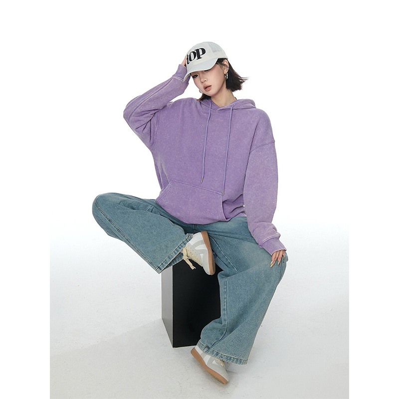 Moletom Casual Feminino com Logo Único para Conforto Diário
