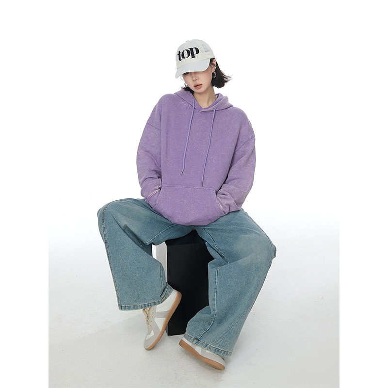 Moletom Casual Feminino com Logo Único para Conforto Diário