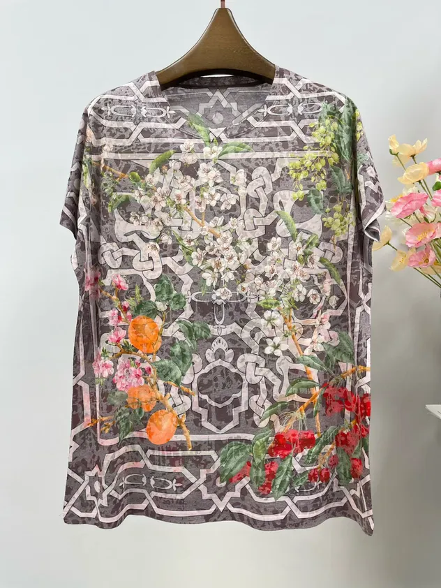 Camiseta de malha estampada feminina 3