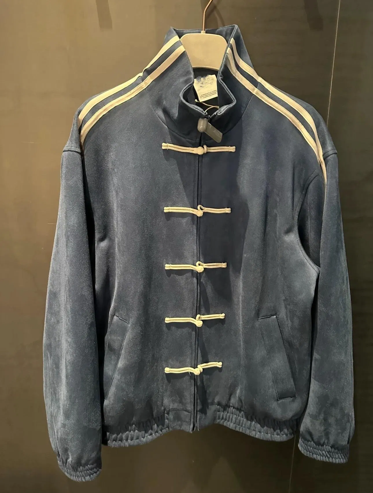 Jaqueta de Corduroy Masculina Personalizada com Gola Alta Listrada para Roupas de Estilo Casual e de Rua