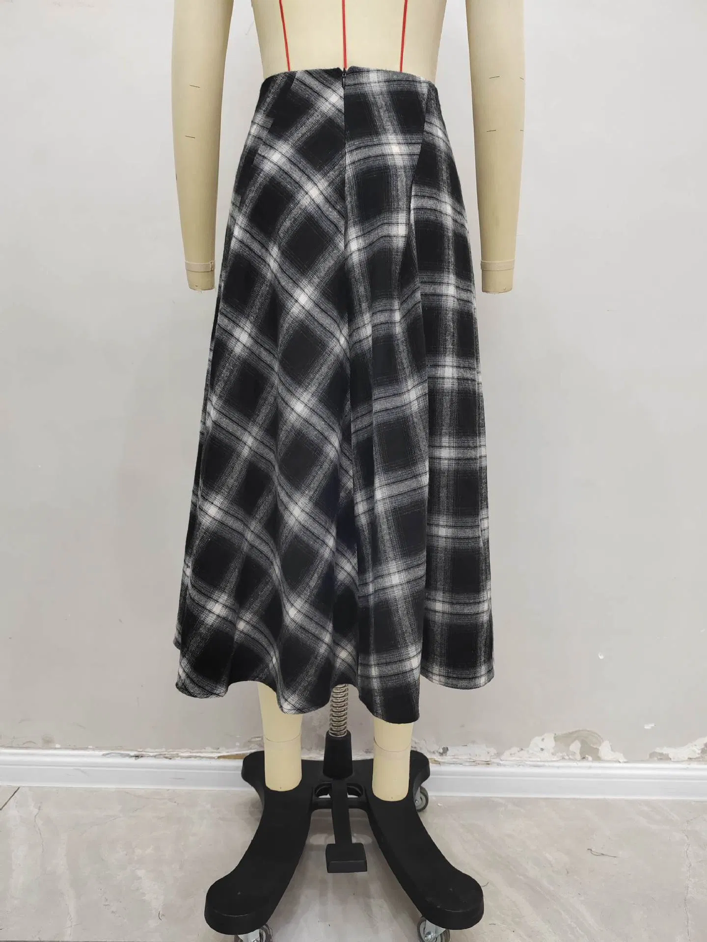 Saia longa em A flared de mulheres euro-americanas, outono inverno, nova, de lã xadrez, estilo retrô, casual, cintura afinada, natural