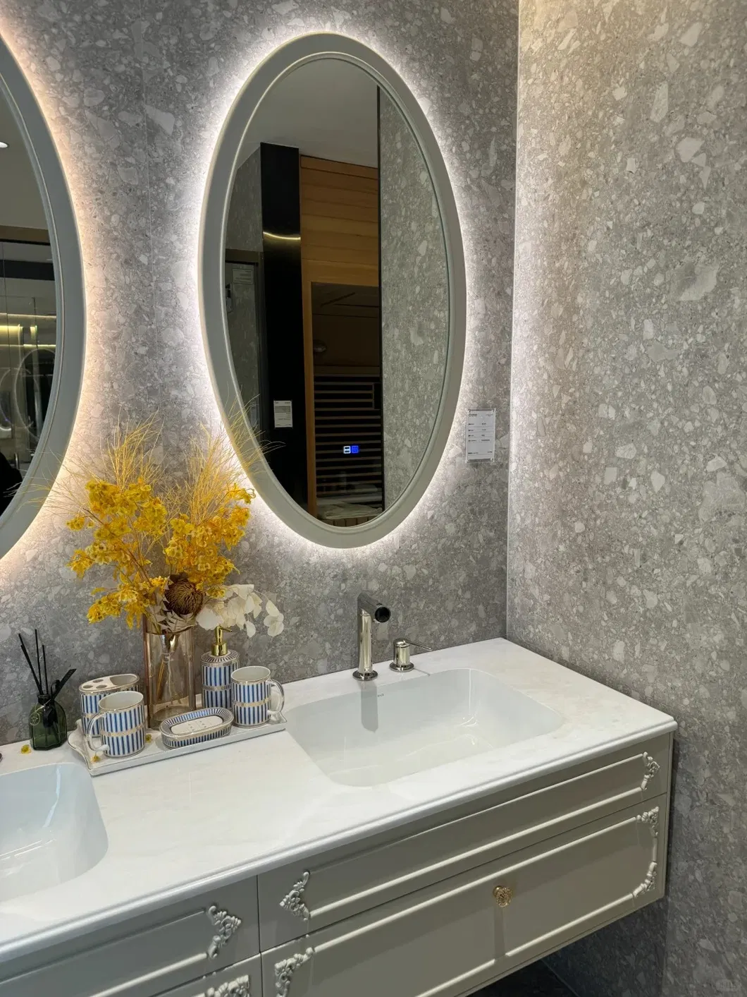 European Elegant Oak Wood Floor Standing Double Sinks Antique Bathroom Vanity Cabinet