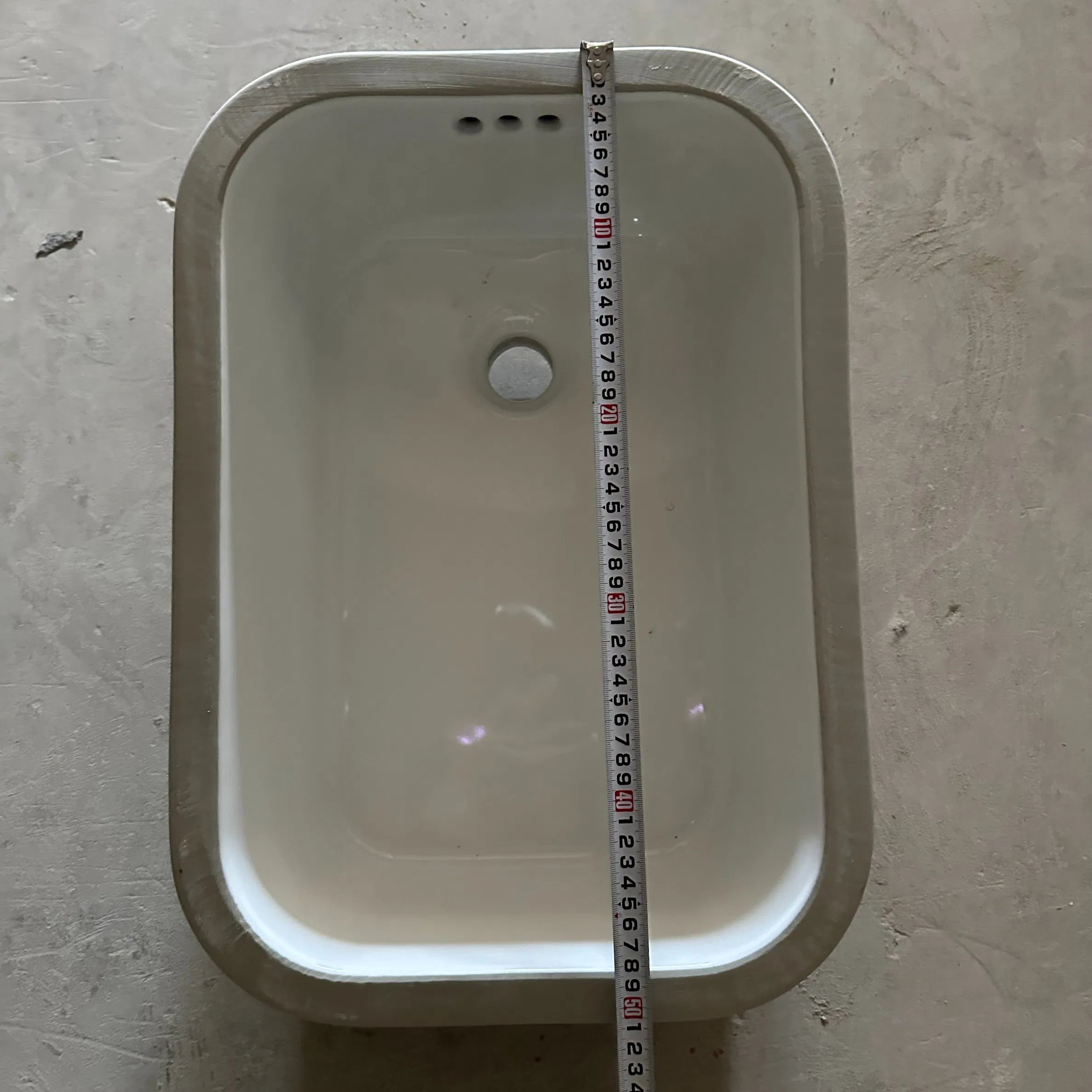 Customizable Undermount Ceramic Bathroom Sink with Side or Center Overflow, 20/21/22/24 Inch