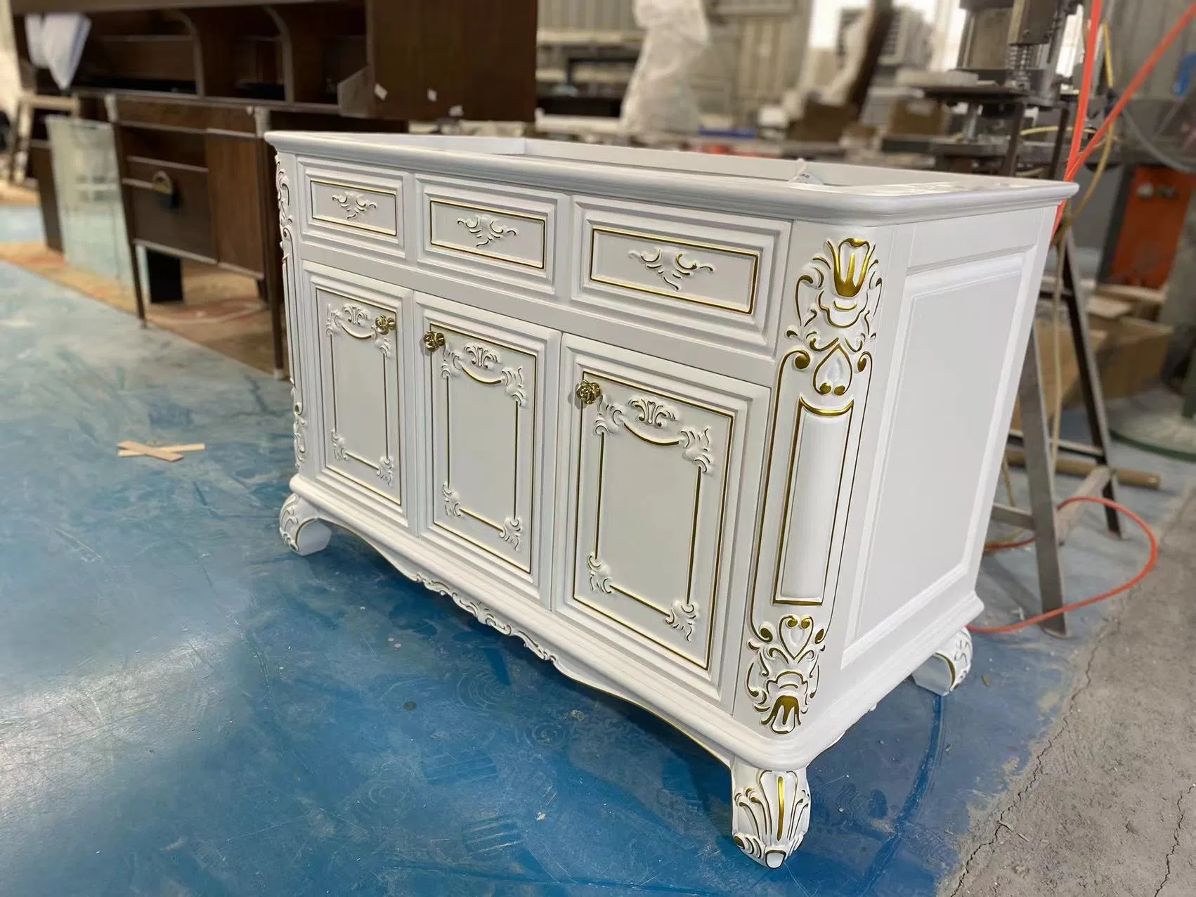 Classical Style All Solid Wood Antique White Freestanding Single Sink Bathroom Vanity