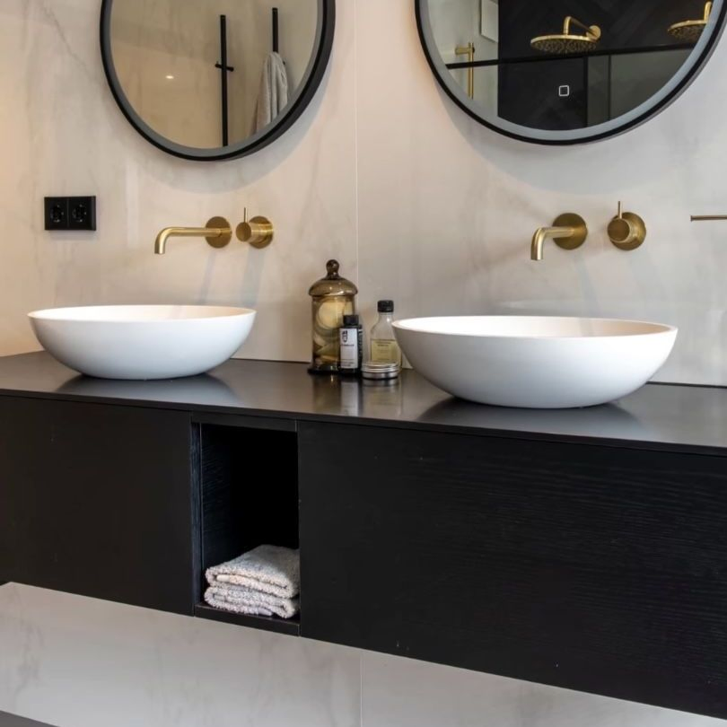 Elegant High-Gloss Double Sink Vanity for Family Bathrooms