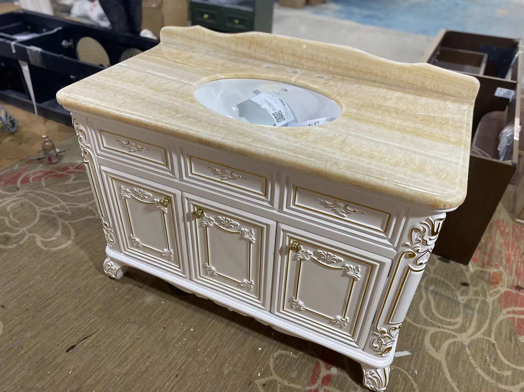 Classical Style All Solid Wood Antique White Freestanding Single Sink Bathroom Vanity