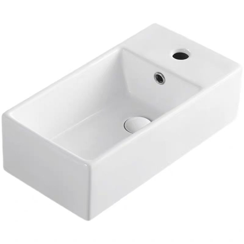Shell-Shaped Ceramic Vessel Sink for Modern Bathroom Countertop